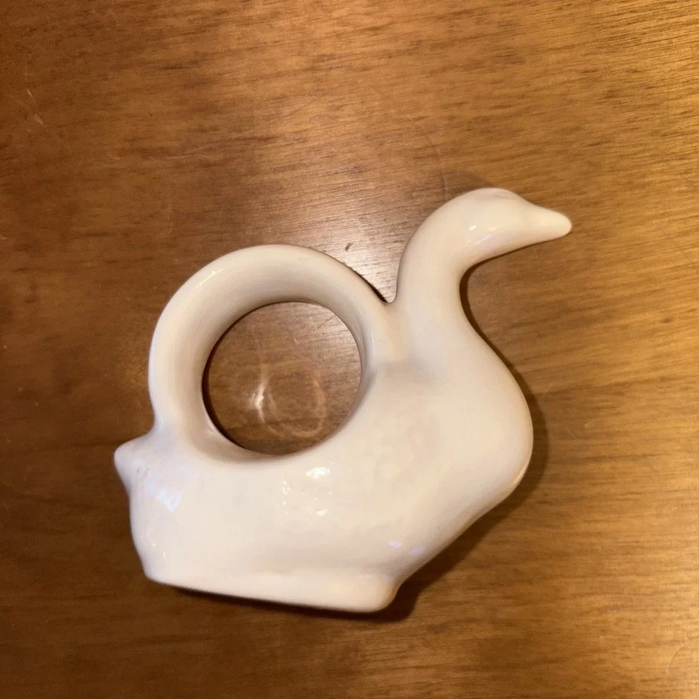 White GEESE Ceramic Napkin Rings (set of 4)